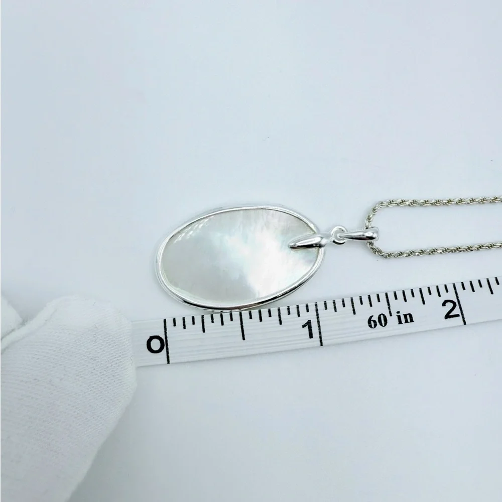 .925 Sterling Silver Oval Mother of Pearl Pendant Necklace - Picture 14 of 16